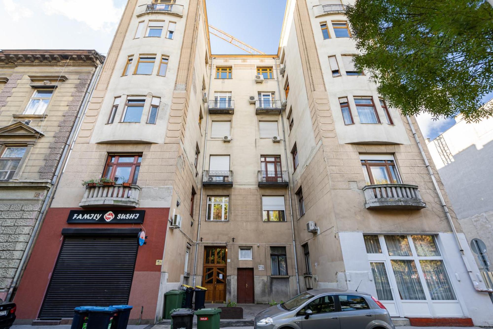 Myelegance Downtown Apartment Free Parking Boedapest Buitenkant foto